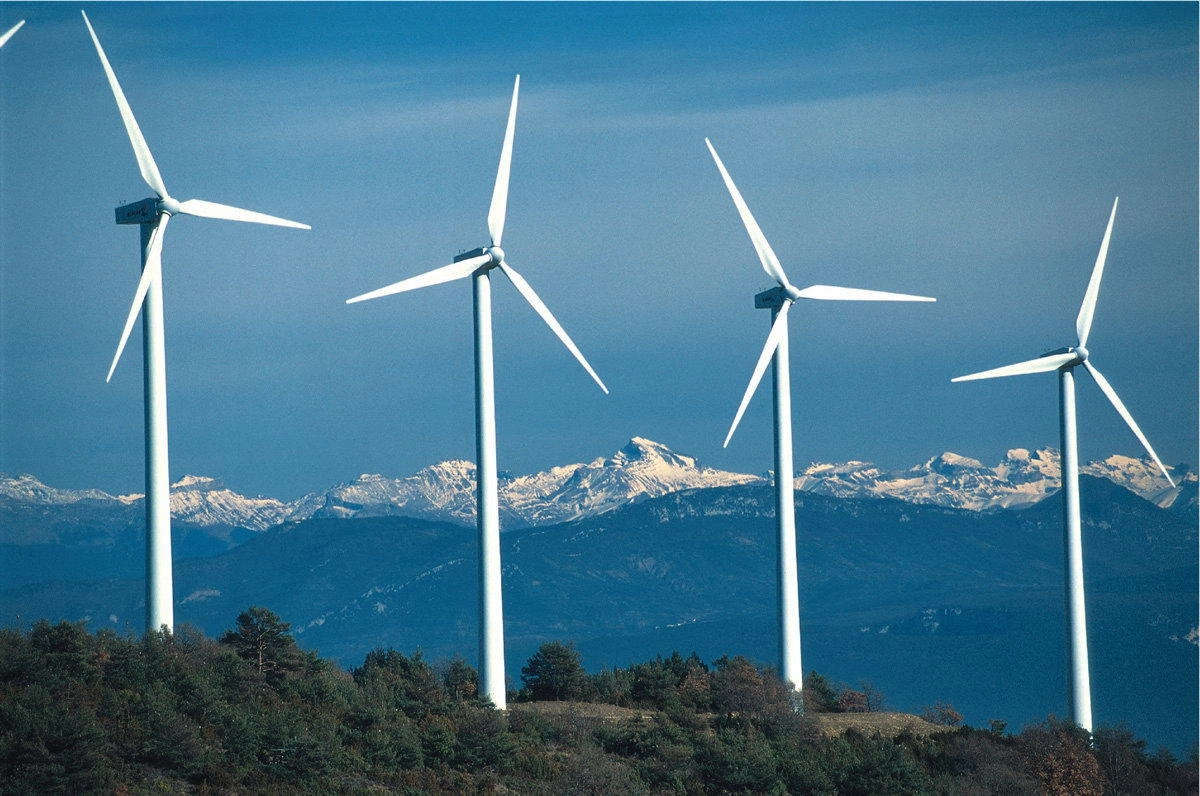 TOP 15 investment opportunities in renewable energy. invest in a greener future